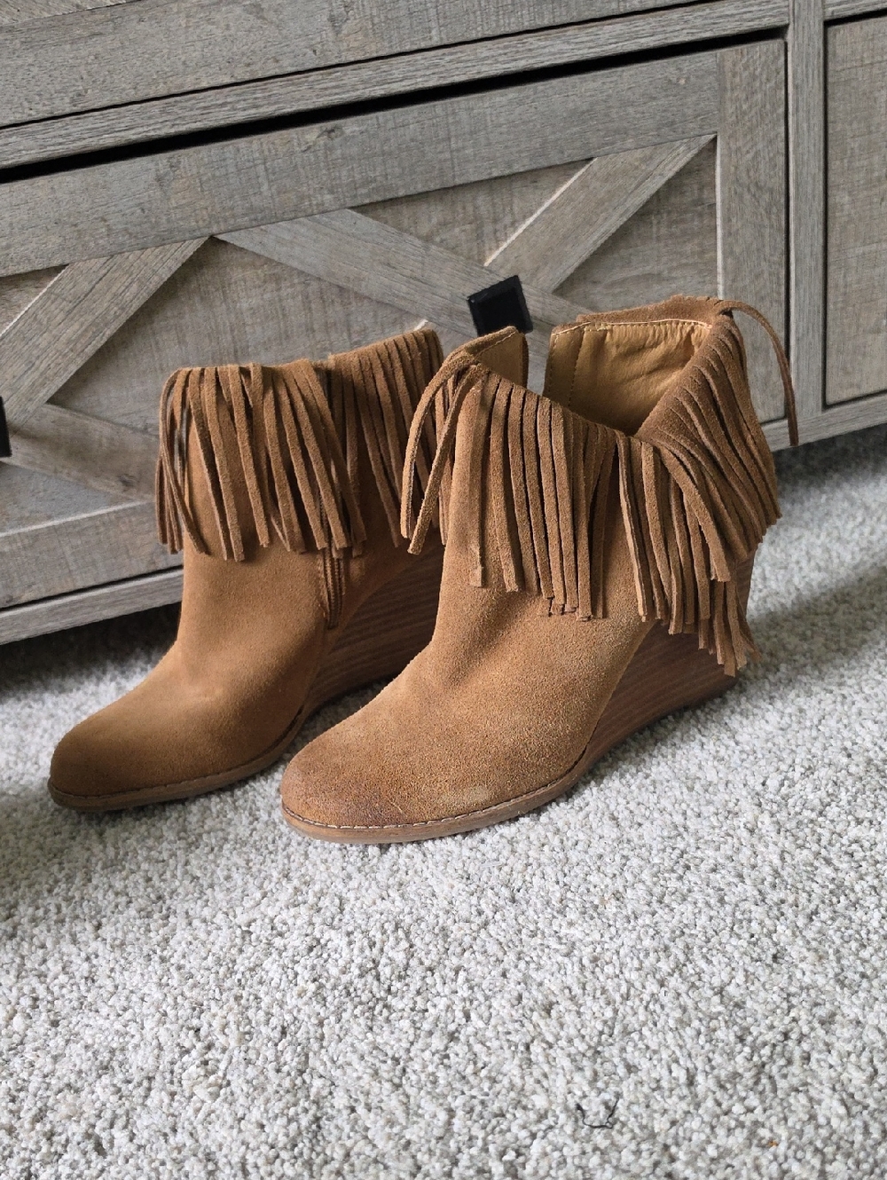 Lucky Brand Tan Suede Fringe Wedge Ankle Boots